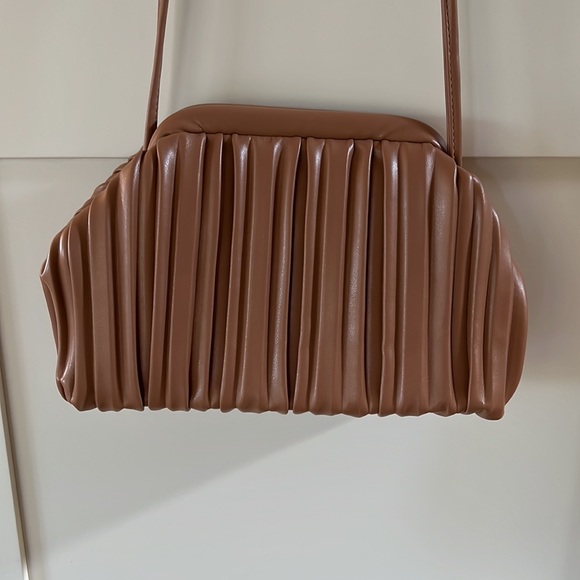 Gorgeous PU Leather Clutch. Taupe. Excellent condition. - Picture 11 of 12